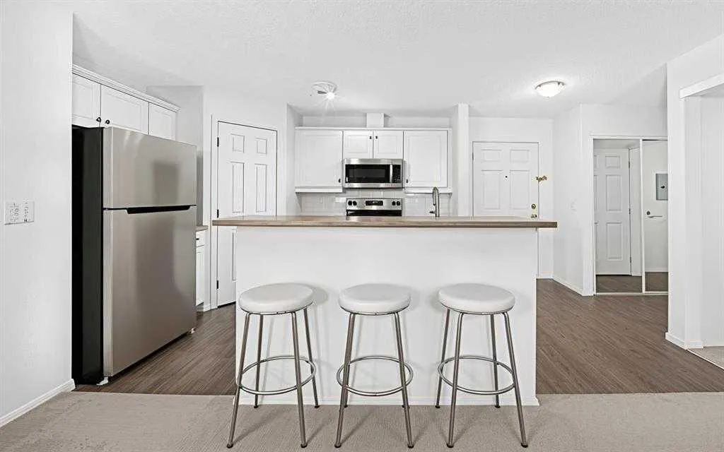 260 Shawville Way SE #209