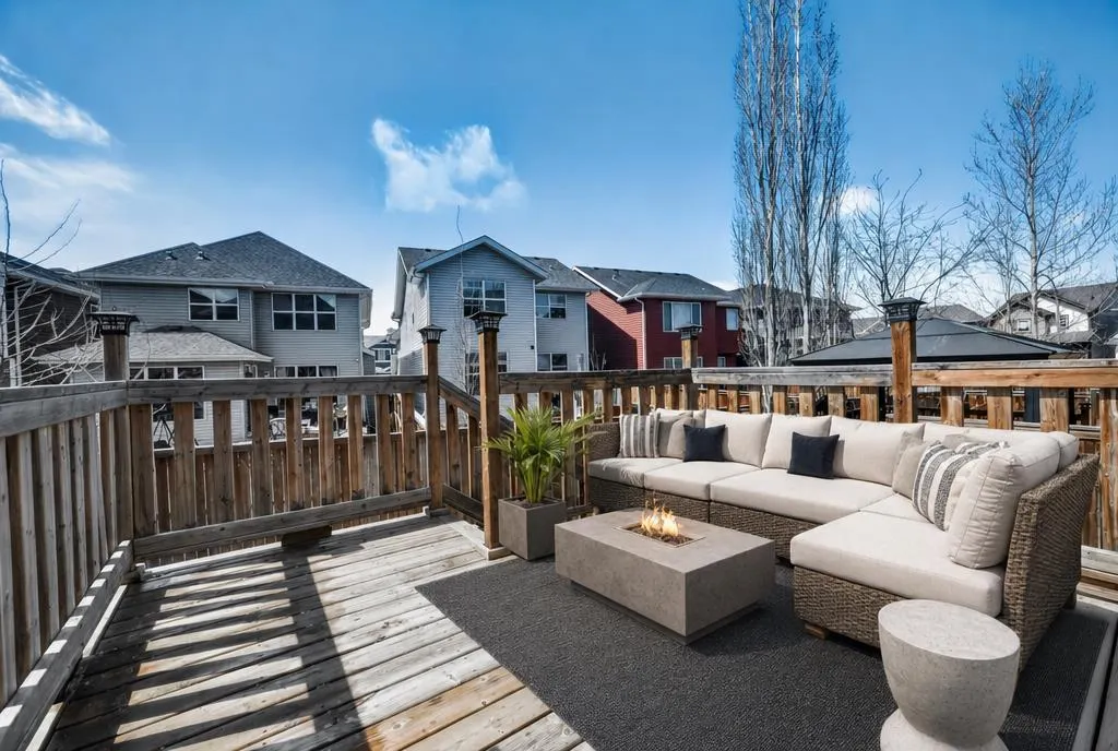 19 Auburn Crest Manor SE