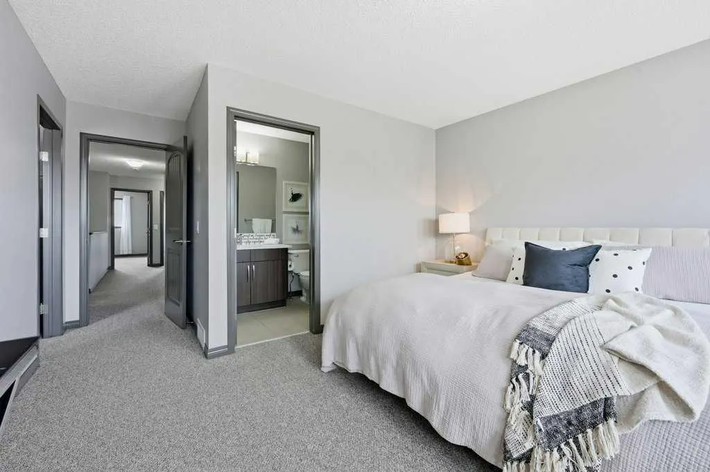19 Auburn Crest Manor SE