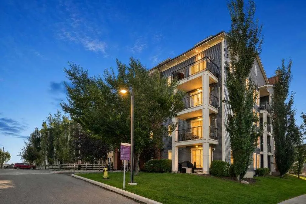 755 Copperpond Boulevard SE #1409