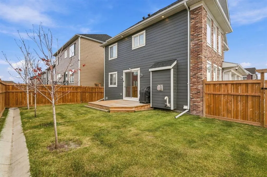 24 Yorkville Terrace SW