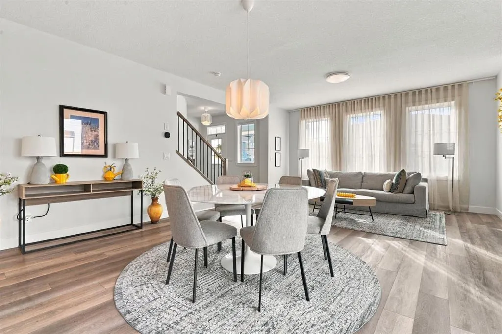 24 Yorkville Terrace SW