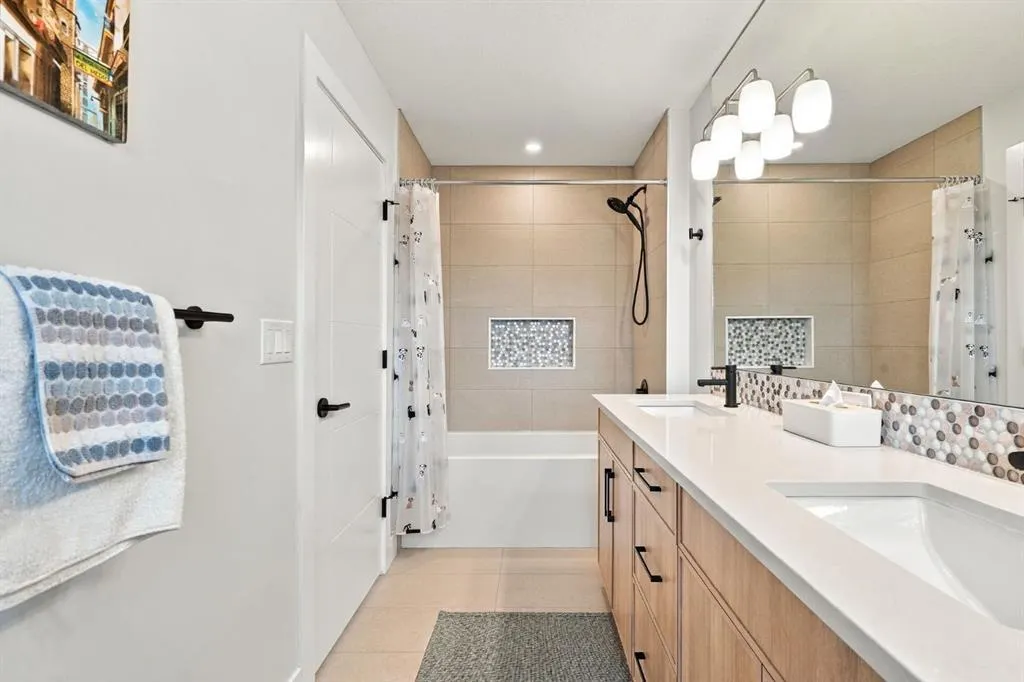 24 Yorkville Terrace SW
