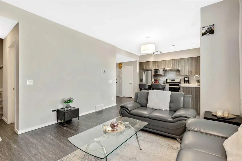 245 Redstone Walk NE #203