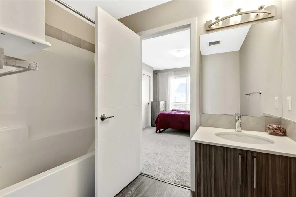 245 Redstone Walk NE #203