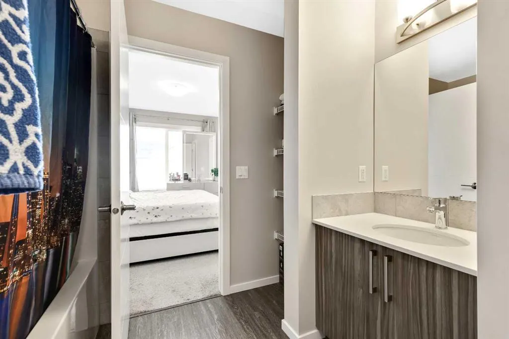 245 Redstone Walk NE #203