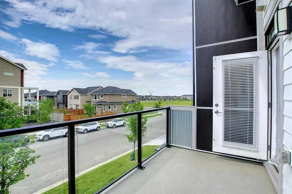 245 Redstone Walk NE #203