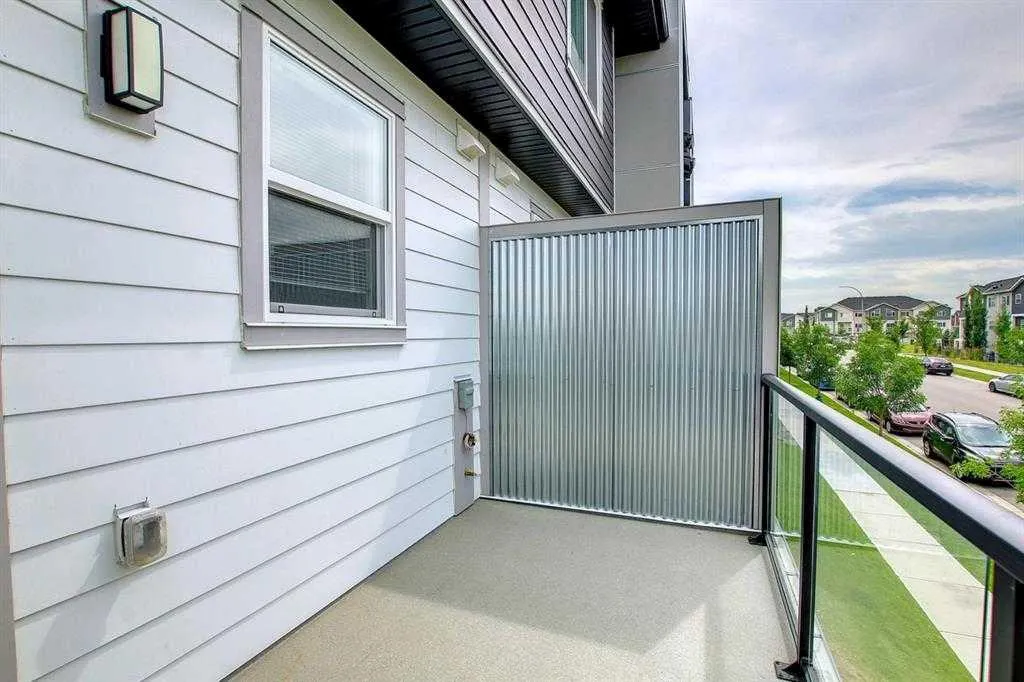 245 Redstone Walk NE #203