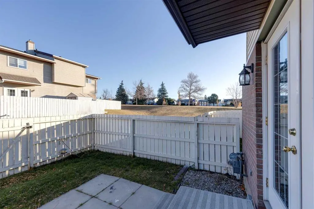 32 Whitnel Court NE #42