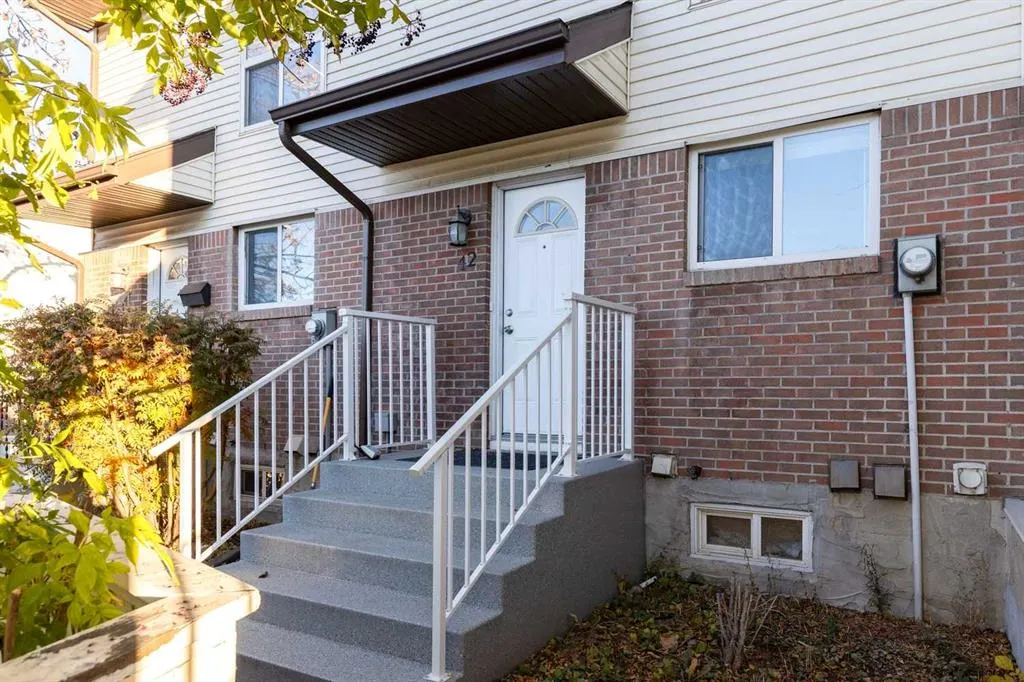 32 Whitnel Court NE #42