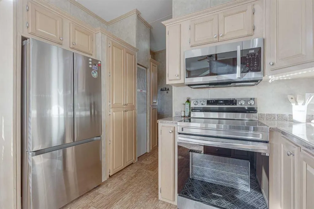 5011 49 Avenue #34A