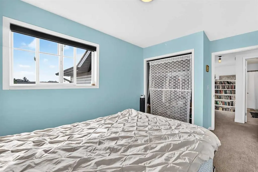 32 Meadowpark Place