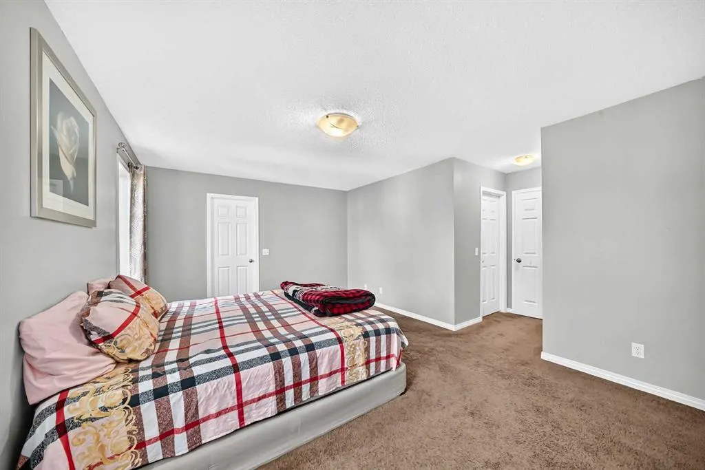 151 Windwood Grove SW