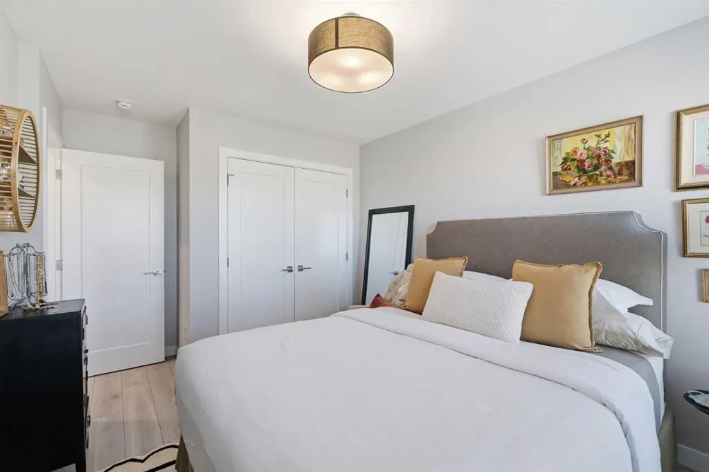 416 West Lakeview Drive
