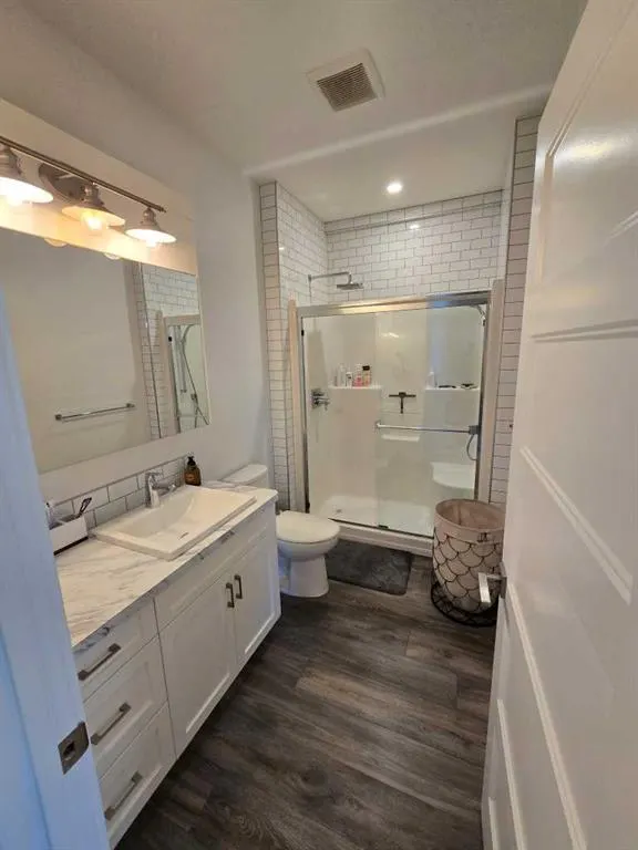 805 Sunset Place