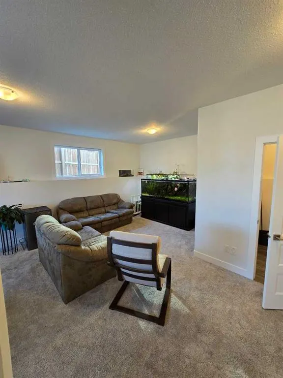 805 Sunset Place
