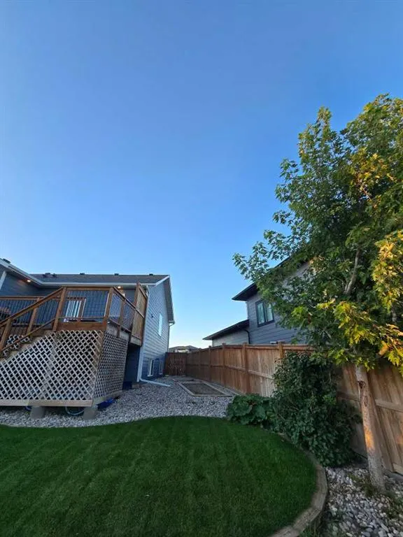 805 Sunset Place