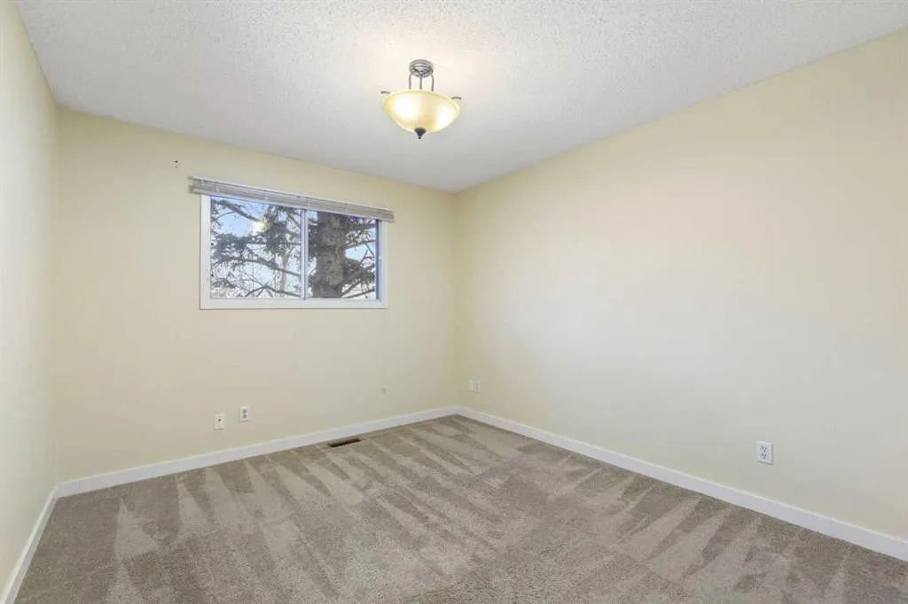 20 Dalhousie Crescent NW
