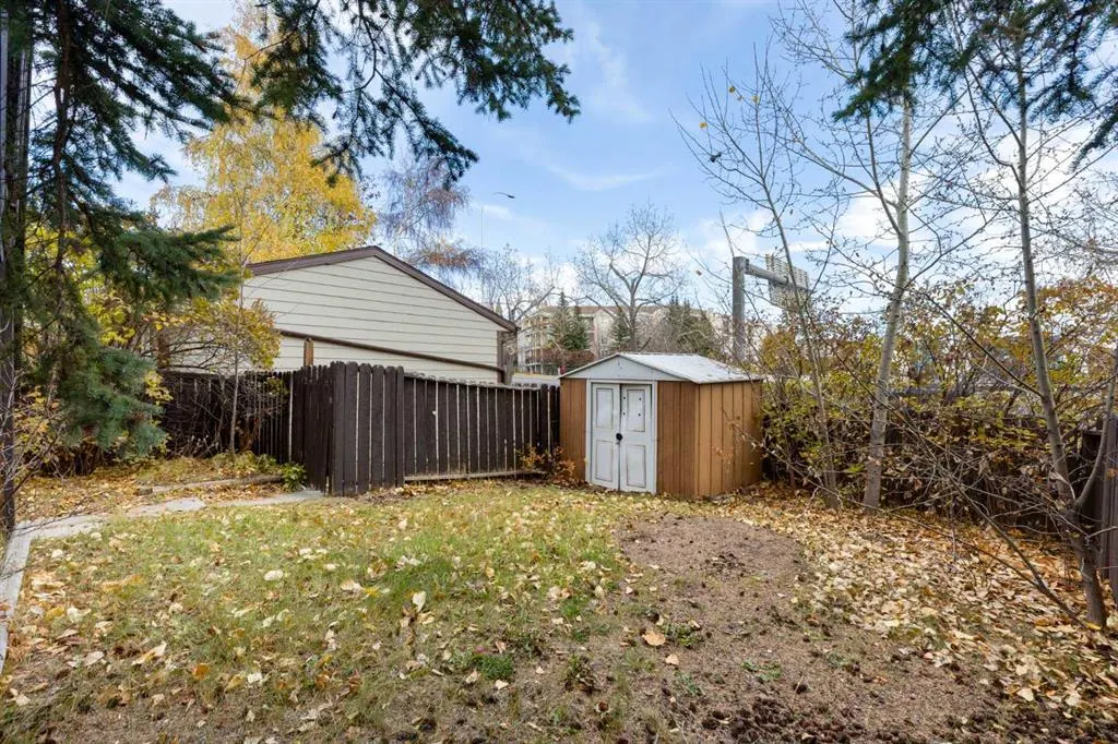 20 Dalhousie Crescent NW