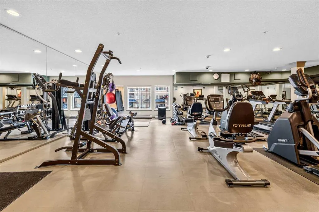 30 Discovery Ridge Close SW #305