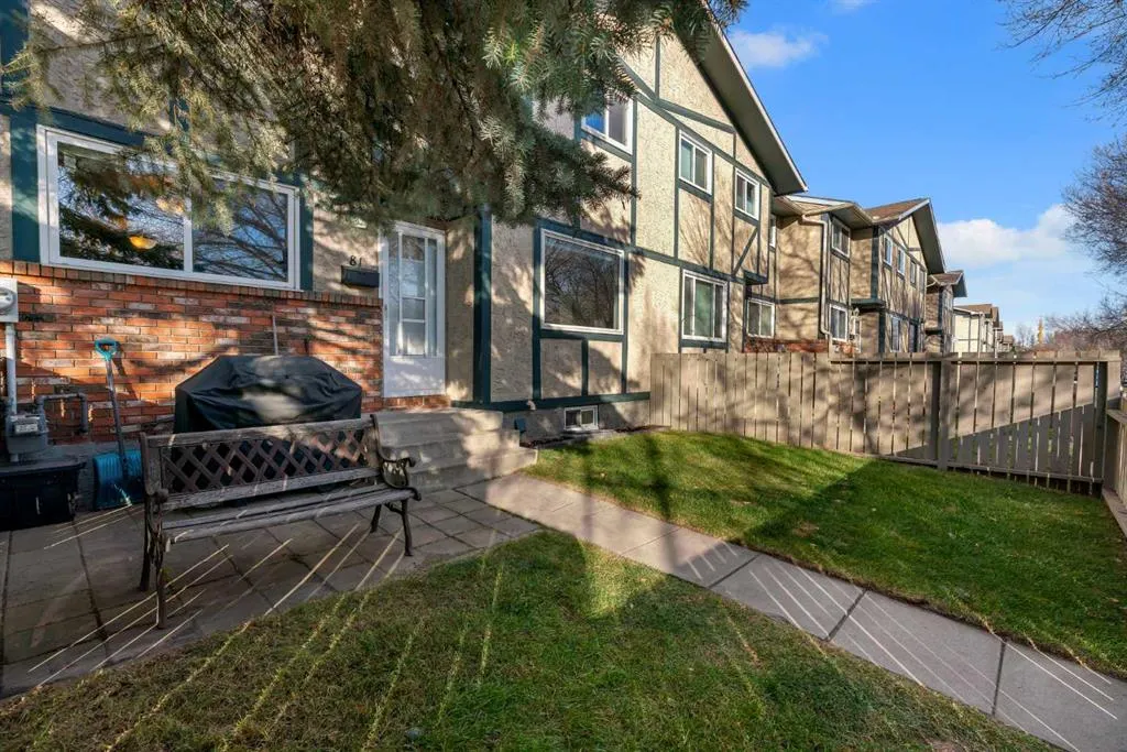 203 Lynnview Road SE #81