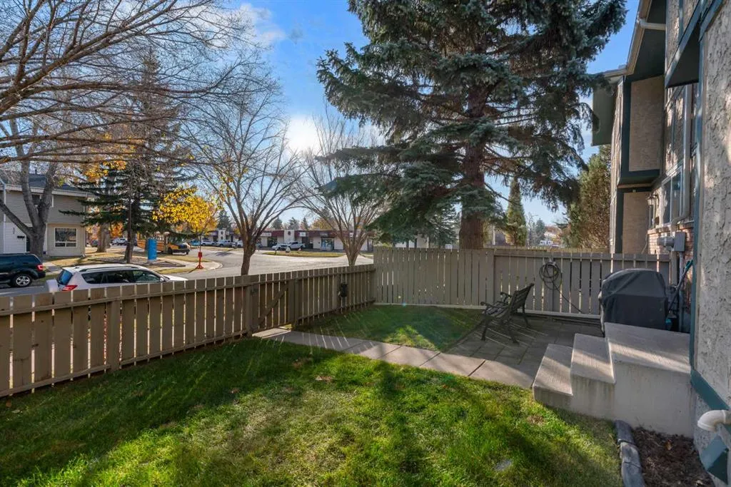 203 Lynnview Road SE #81