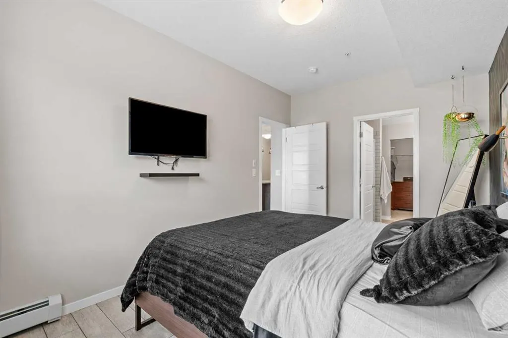 370 Harvest Hills Common #205