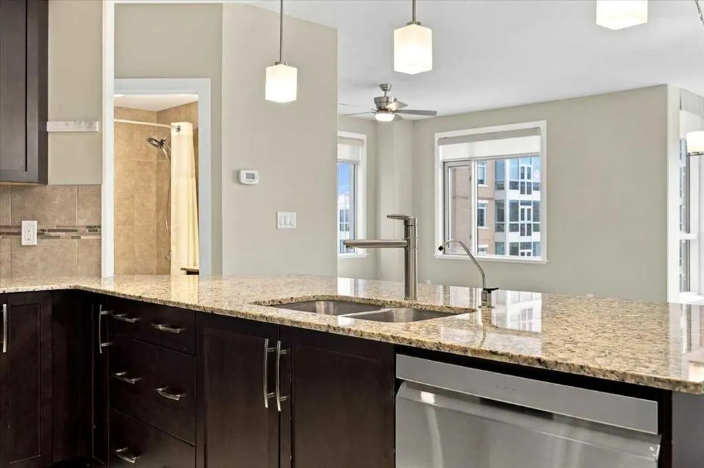 24 Varsity Estates Circle NW #502