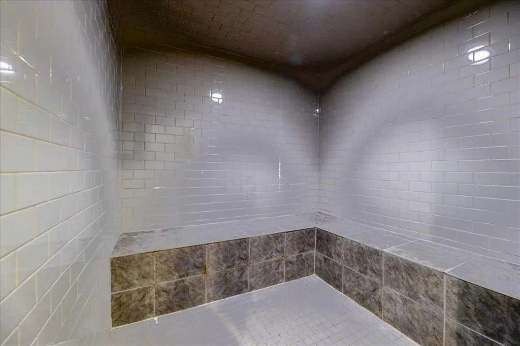 24 Varsity Estates Circle NW #502