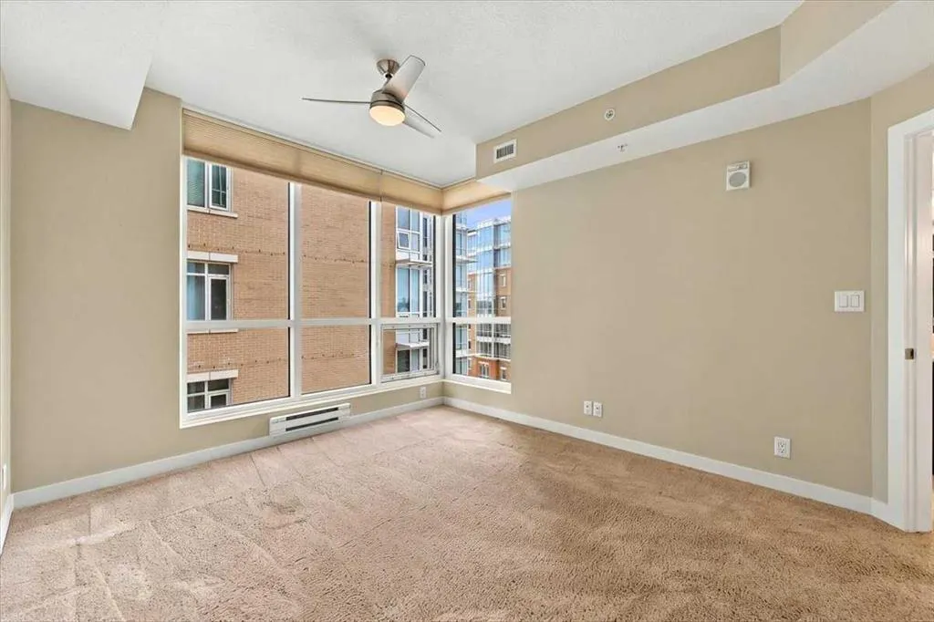 24 Varsity Estates Circle NW #502