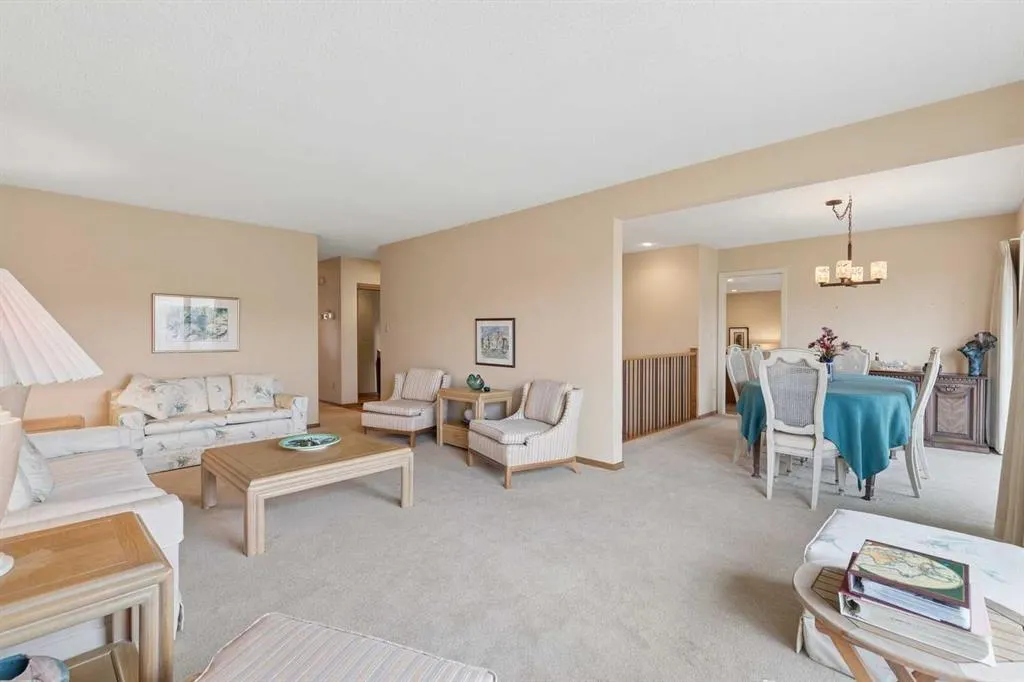 339 Wildwood Drive SW