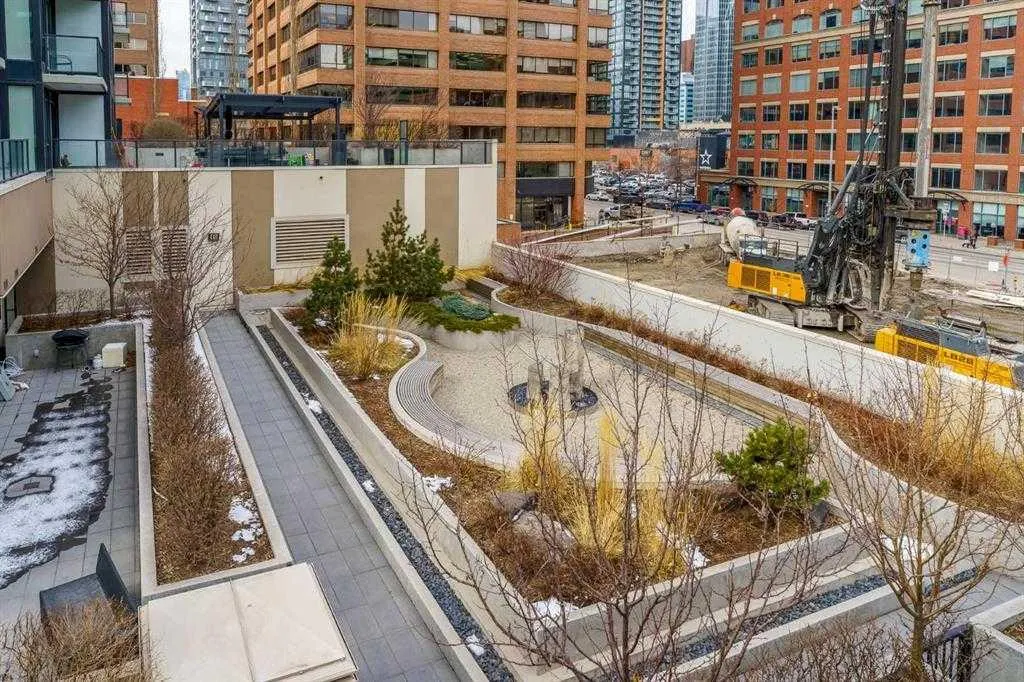 310 12 Avenue SW #1902