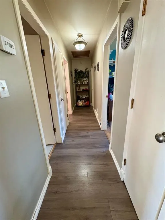 31 9 Street W