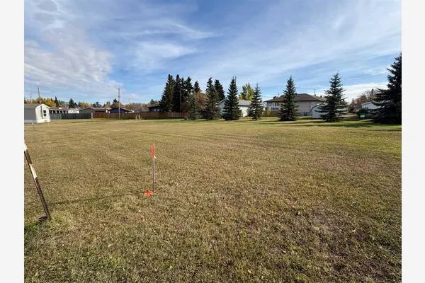 11 SIFTON Crescent