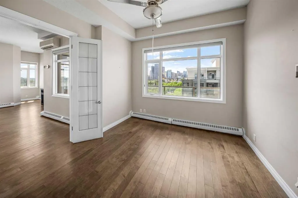 950 Centre Avenue NE #619