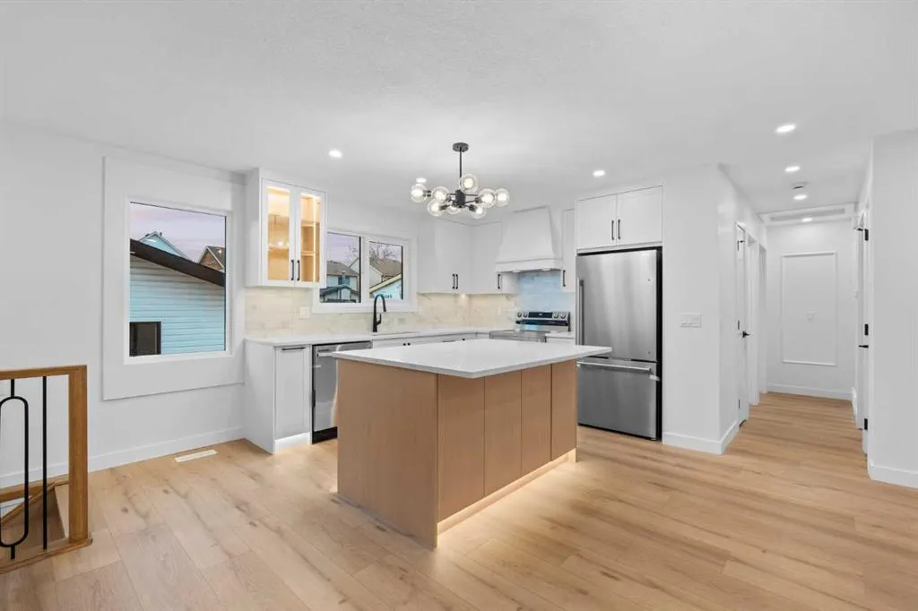 423 Queen Anne Way SE