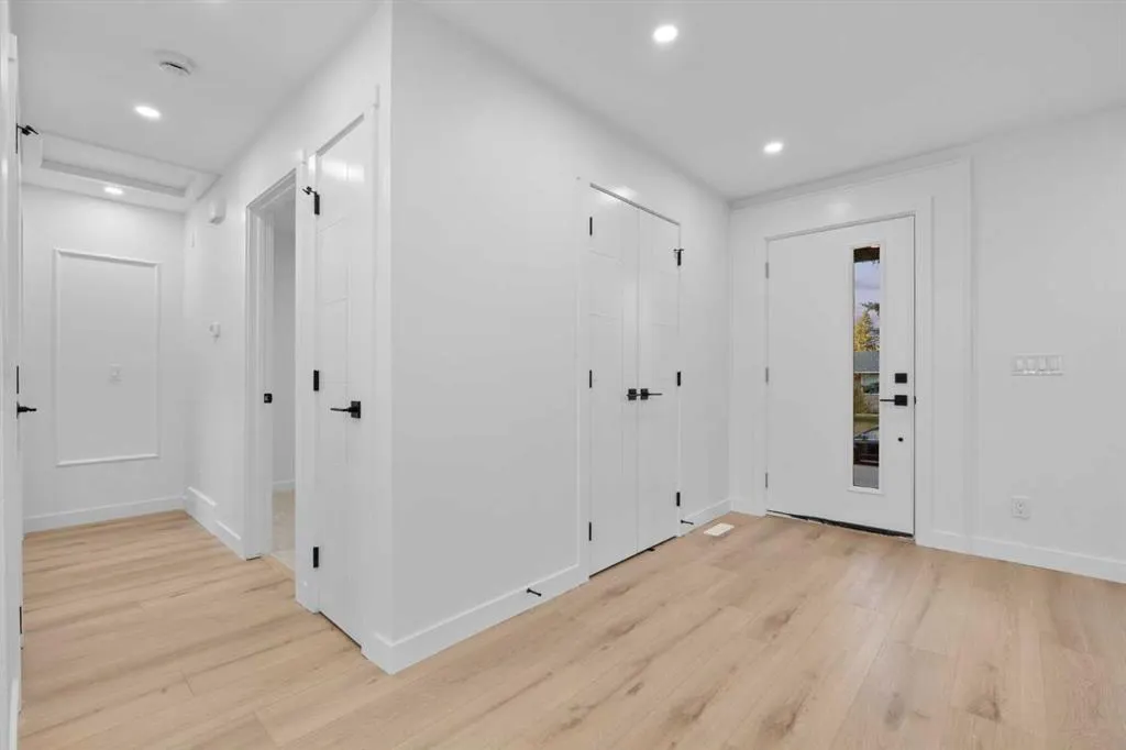 423 Queen Anne Way SE