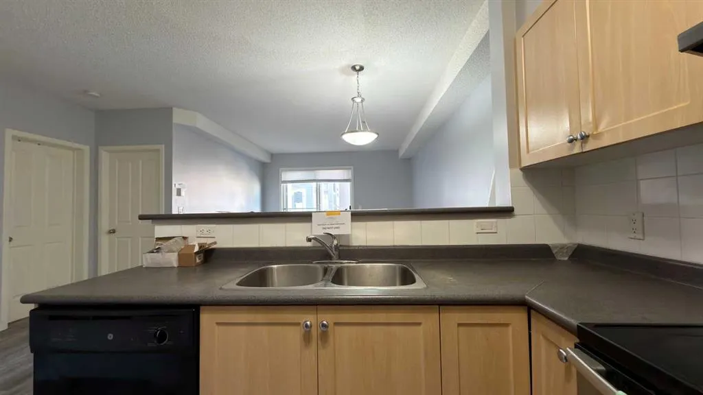 333 Taravista Drive NE #2303