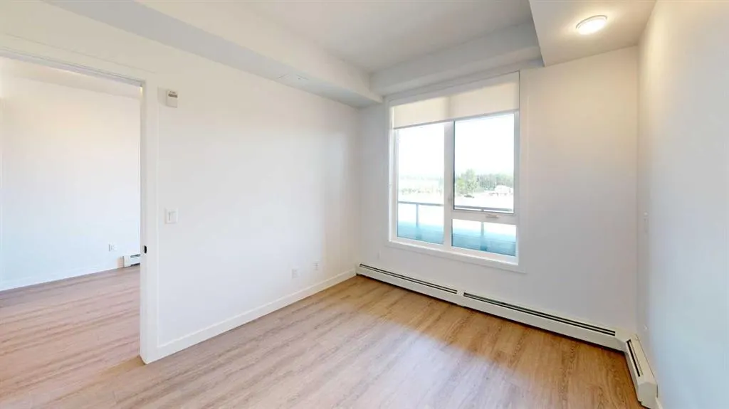 3932 University Avenue NW #322