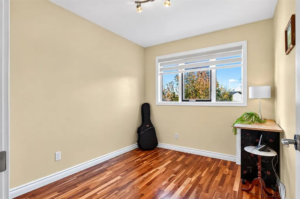 20 Erin Croft Place SE