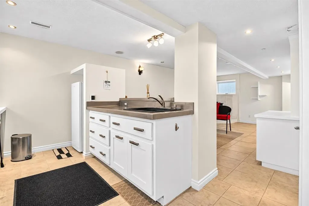 20 Erin Croft Place SE