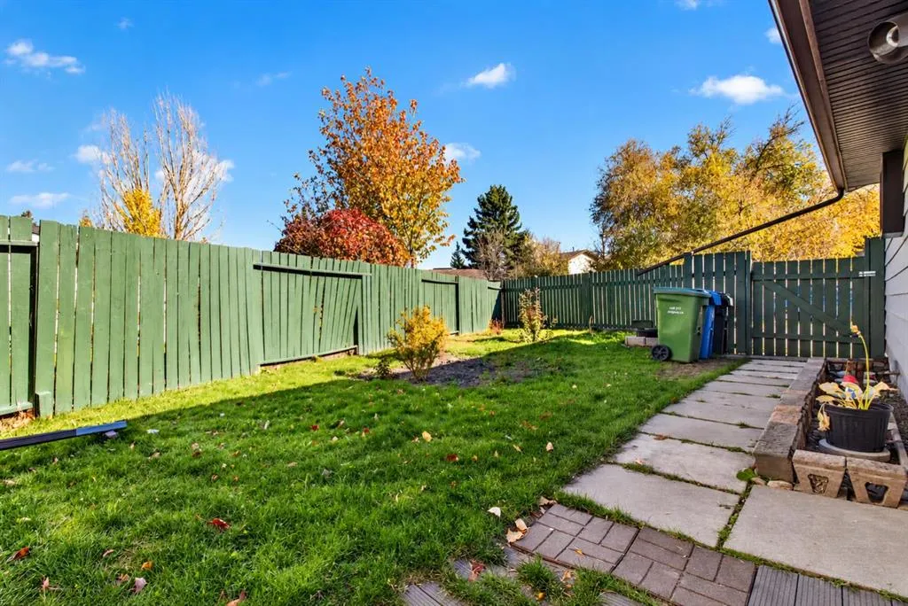 20 Erin Croft Place SE