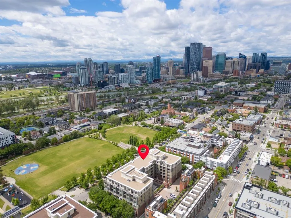 930 Centre Avenue NE #438