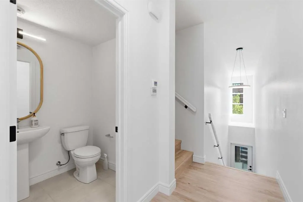 4270 Norford Avenue NW #304
