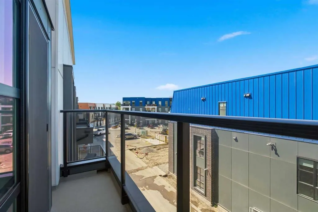 4270 Norford Avenue NW #304