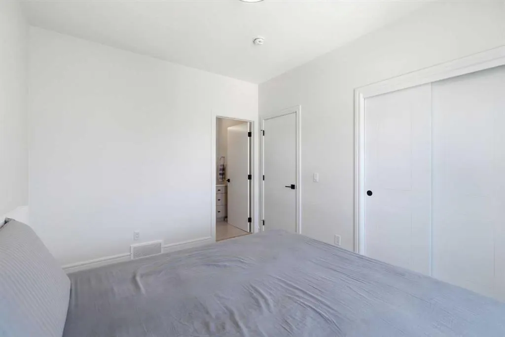 4270 Norford Avenue NW #304