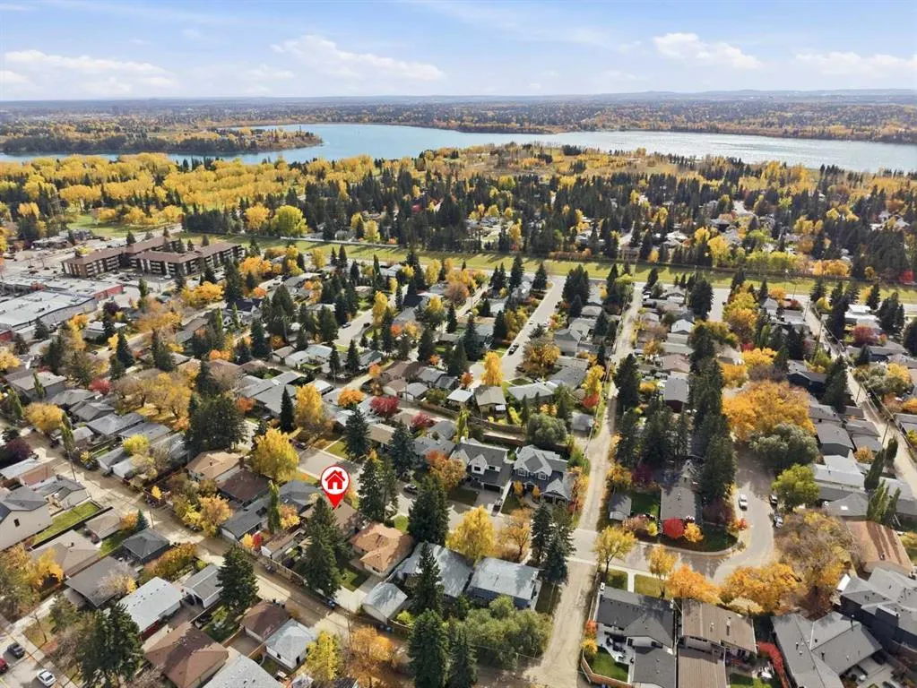 2740 Lionel Crescent SW