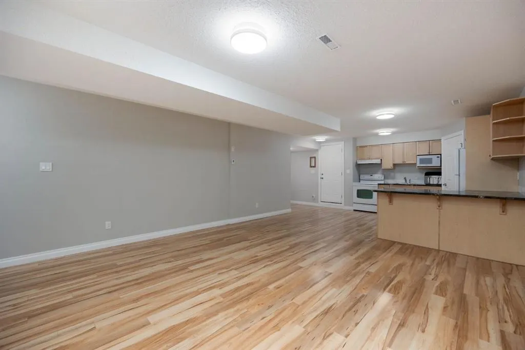 177 Swanson Crescent