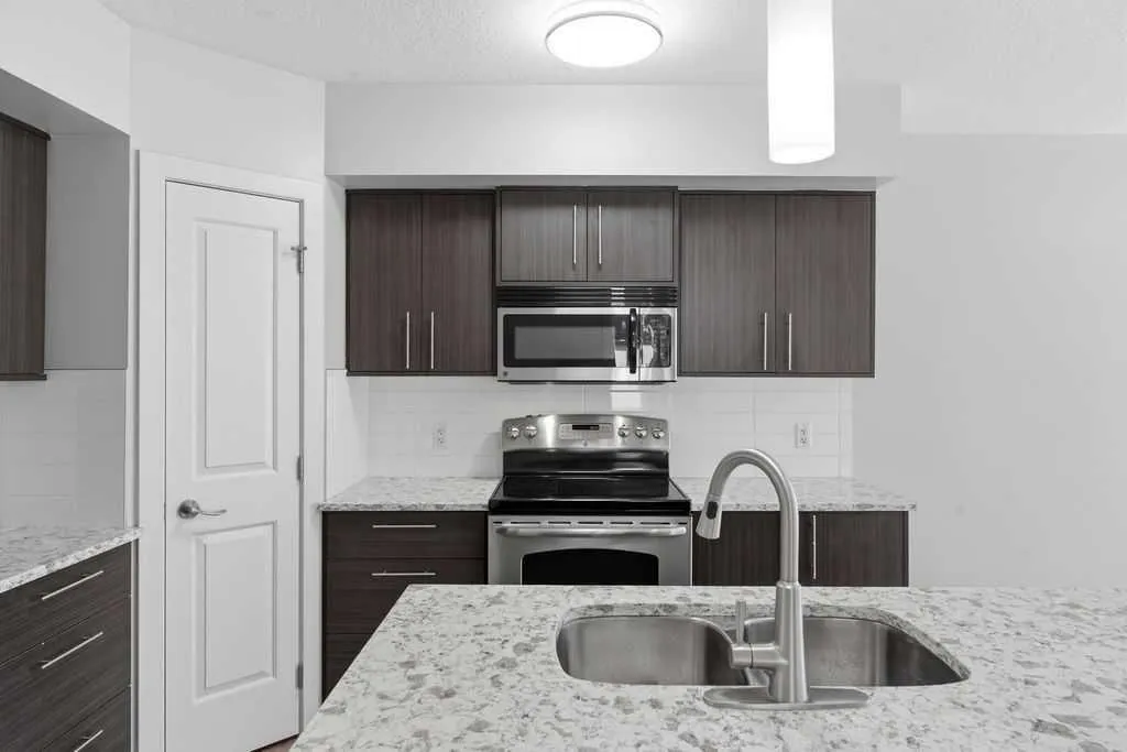 15207 1 Street SE #208