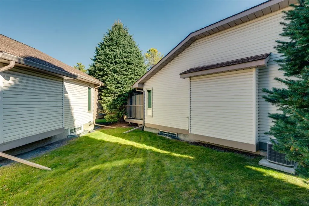 55 Douglas Woods Park SE